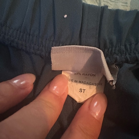 Dark Gray Grey’s Anatomy Scrub Set - Picture 2 of 7